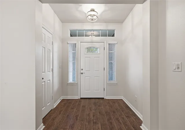 Photo 3 of Townhouse for sale at 287 Emma Call Ct, Decatur, TX 76234 | MLS# 21312087 | Listing updated on 2026-09-11
