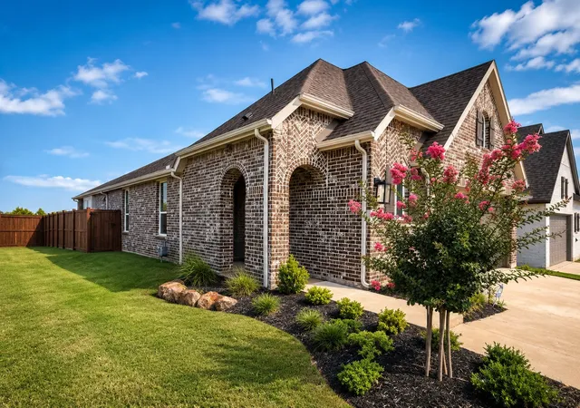 Photo 2 of Single family home for sale at 1221 Newport St, Sherman, TX 75090 | MLS# 21312105 | Listing updated on 2026-09-17