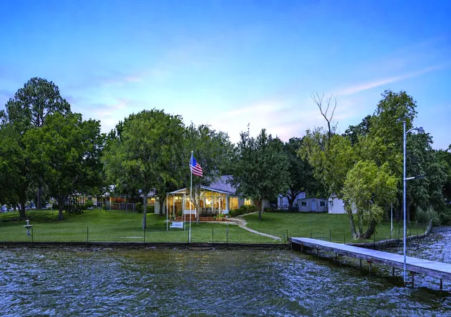 Photo 1 of Single family home for sale at 4208 Indian Creek Ct, Granbury, TX 76049 | MLS# 21270720 | Listing updated on 2026-07-29