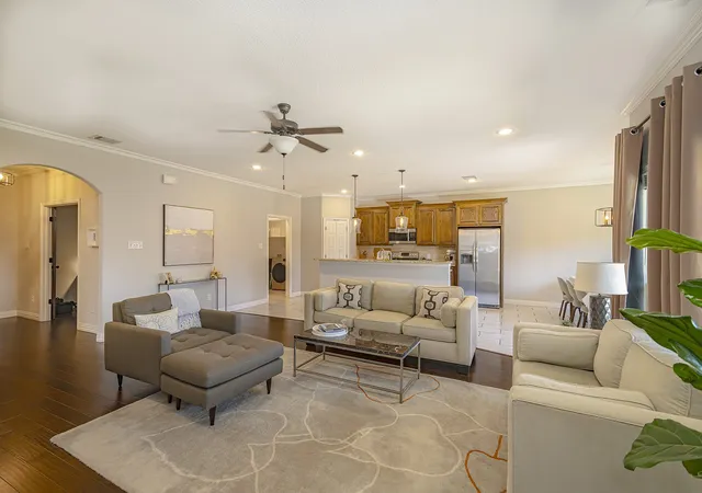Photo 3 of Single family home for sale at 815 Chestnut Grove Dr, Cleburne, TX 76033 | MLS# 21309900 | Listing updated on 2026-08-02