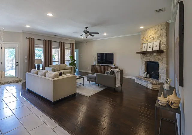 Photo 3 of Single family home for sale at 815 Chestnut Grove Dr, Cleburne, TX 76033 | MLS# 21309900 | Listing updated on 2026-08-02