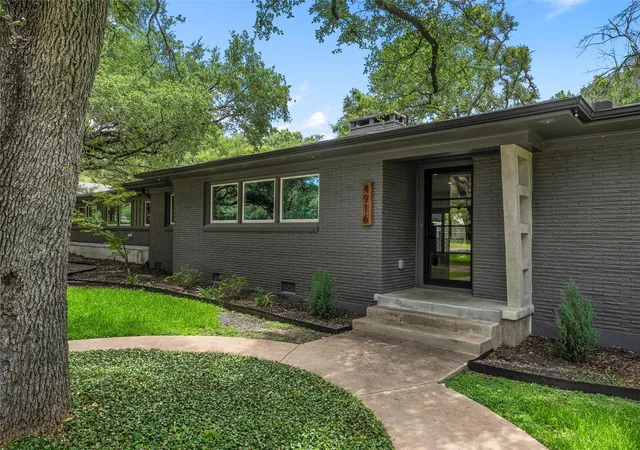 Photo 1 of Single family home for sale at 4916 Ridgeview Dr, Waco, TX 76710 | MLS# 21310926 | Listing updated on 2026-09-08