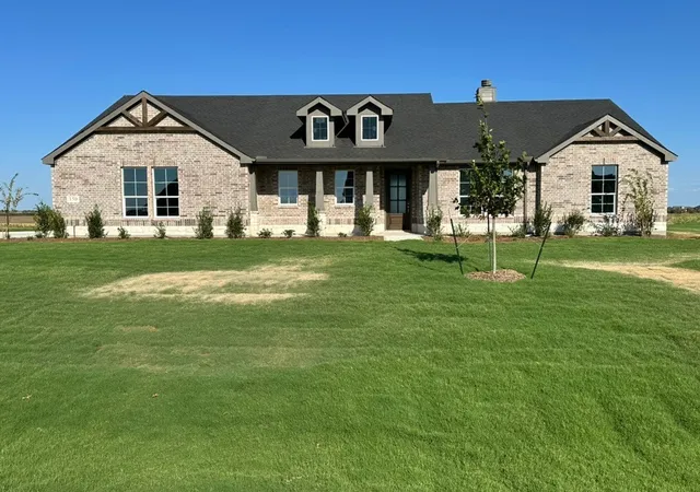 Photo 1 of Single family home for sale at 150 Sunny Side Rd, Valley View, TX 76272 | MLS# 21311055 | Listing updated on 2026-09-14