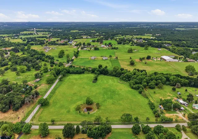 Photo 3 of Land for sale at 5ac New Hope Rd, Aubrey, TX 76227 | MLS# 21285065 | Listing updated on 2026-09-09