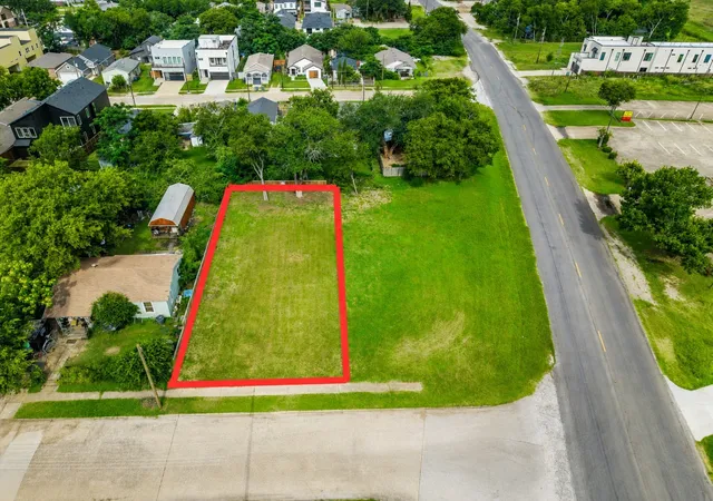 Photo 1 of Land for sale at 4023 Darien St, Dallas, TX 75212 | MLS# 21312936 | Listing updated on 2026-09-08