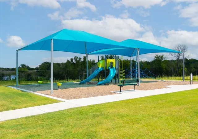 Photo 4 of Single family home for sale at 3414 Hillingdon Rd, Anna, TX 75409 | MLS# 21312995 | Listing updated on 2026-09-13