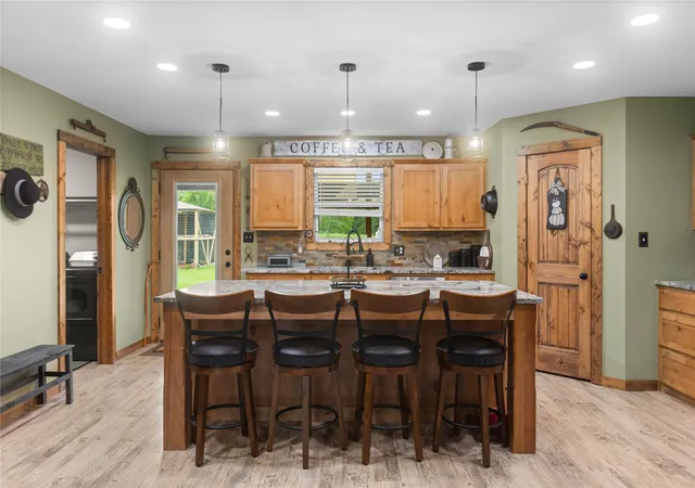 Photo 4 of Single family home for sale at 13217 Farm Road 195, Paris, TX 75462 | MLS# 21313062 | Listing updated on 2026-09-10