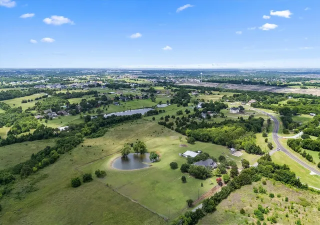 Photo 1 of Single family home for sale at 1187 N Country Ln, Rockwall, TX 75087 | MLS# 21312332 | Listing updated on 2026-09-13