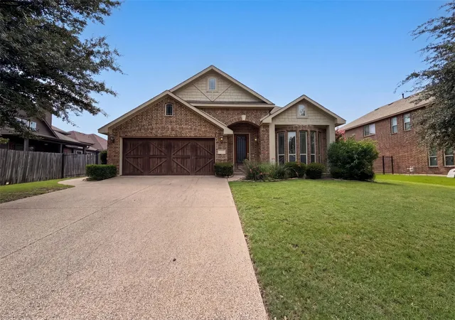 Photo 1 of Single family home for sale at 4309 Gleneagles Dr, Mansfield, TX 76063 | MLS# 21313218 | Listing updated on 2026-10-05