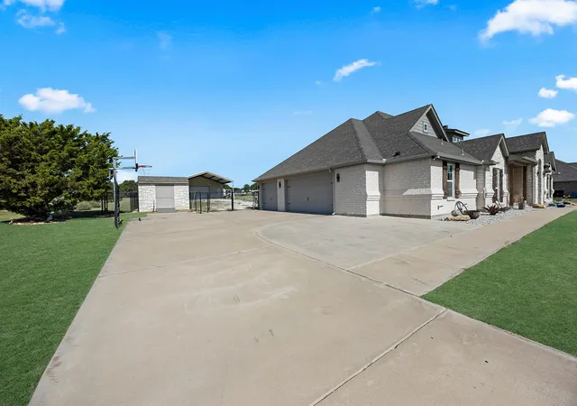 Photo 2 of Single family home for sale at 120 Lone Star Wy, Godley, TX 76044 | MLS# 21312073 | Listing updated on 2026-09-12