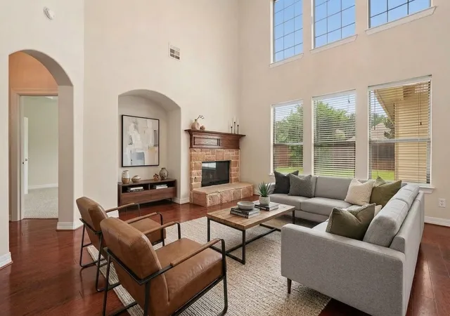Photo 2 of Single family home for sale at 3512 Black Gold Dr, Mc Kinney, TX 75070 | MLS# 21312773 | Listing updated on 2026-09-14