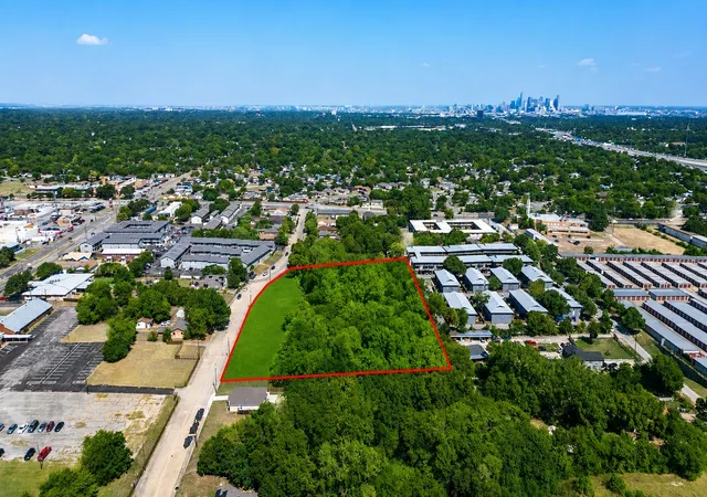 Photo 1 of Sale Pending at 3316 3330 S Tyler St, Dallas, TX 75224 | MLS# 21313370 | Listing updated on 2026-09-10