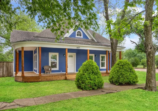 Photo 1 of Sale Pending at 607 W 3rd St, Eddy, TX 76524 | MLS# 21313367 | Listing updated on 2026-10-04