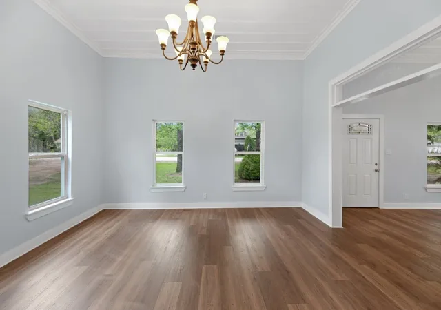 Photo 3 of Sale Pending at 607 W 3rd St, Eddy, TX 76524 | MLS# 21313367 | Listing updated on 2026-10-04