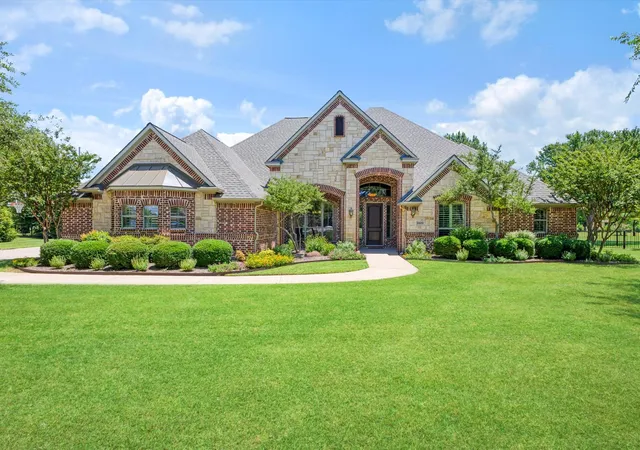 Photo 3 of Single family home for sale at 1820 Blue Forest Dr, Prosper, TX 75078 | MLS# 21311527 | Listing updated on 2026-09-30