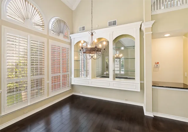 Photo 3 of Single family home for sale at 7529 Vineyard Trl, Garland, TX 75044 | MLS# 21313410 | Listing updated on 2026-09-07