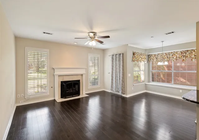 Photo 4 of Single family home for sale at 7529 Vineyard Trl, Garland, TX 75044 | MLS# 21313410 | Listing updated on 2026-09-07