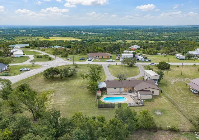 Photo 2 of Single family home for sale at 704 Land Of Goshen Dr, Springtown, TX 76082 | MLS# 21313324 | Listing updated on 2026-07-29