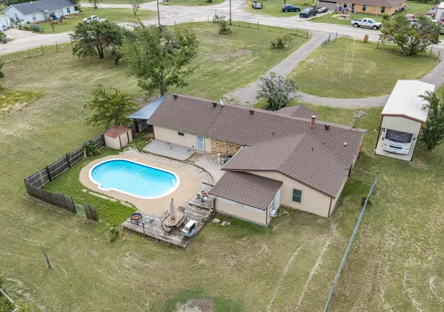 Photo 3 of Single family home for sale at 704 Land Of Goshen Dr, Springtown, TX 76082 | MLS# 21313324 | Listing updated on 2026-07-29