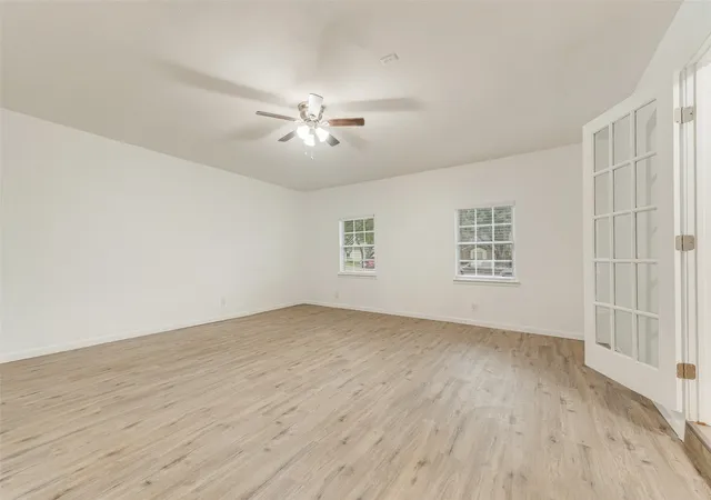 Photo 3 of Sale Pending at 2514 Bobwhite Blvd, Mesquite, TX 75149 | MLS# 21308881 | Listing updated on 2026-09-11