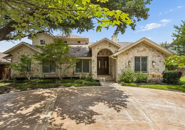 Single family home for sale at 7635 Tanglecrest Dr, Dallas, TX 75254 | MLS# 21312890