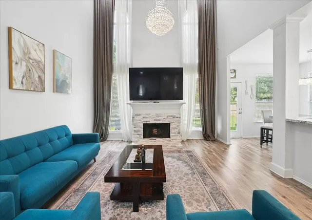 Photo 4 of Sale Pending at 2308 Aberdeen Ave, Mc Kinney, TX 75072 | MLS# 21313642 | Listing updated on 2026-09-11