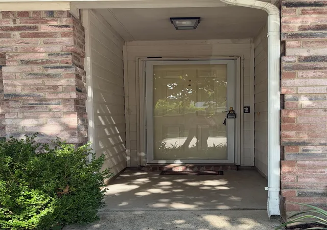 Photo 2 of Sale Pending at 507 Tumbleweed Dr, Forney, TX 75126 | MLS# 21313605 | Listing updated on 2026-09-08
