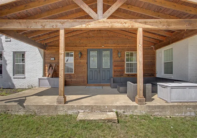 Photo 1 of Single family home for sale at 7921 White Settlement Rd, Fort Worth, TX 76108 | MLS# 21311697 | Listing updated on 2026-09-11