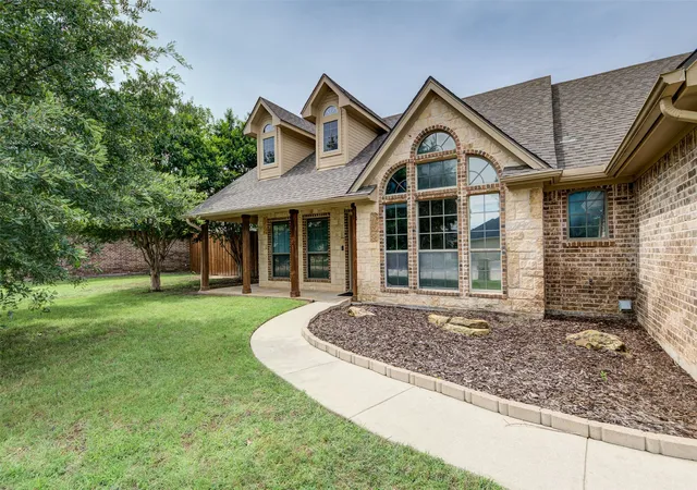 Photo 2 of Single family home for sale at 2105 Ridgewood Dr, Bridgeport, TX 76426 | MLS# 21310511 | Listing updated on 2026-09-11