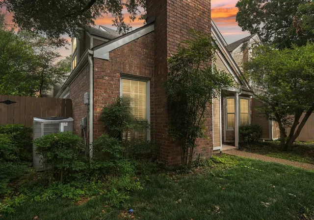 Photo 3 of Condo for sale at 17860 Windflower Wy #1704, Dallas, TX 75252 | MLS# 21309096 | Listing updated on 2026-09-08