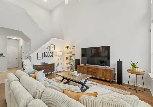 Photo 3 of Sale Pending at 9824 Castlewood Dr, Plano, TX 75025 | MLS# 21308879 | Listing updated on 2026-07-31
