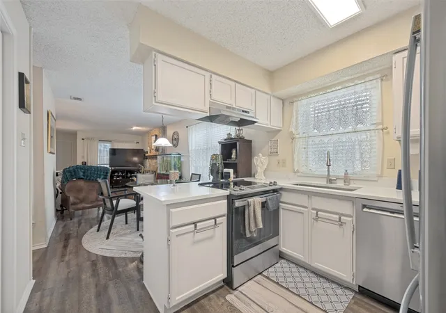 Photo 4 of House for sale at 5720 Cancun Dr, North Richland Hills, TX 76180 | MLS# 21312422 | Listing updated on 2026-10-06