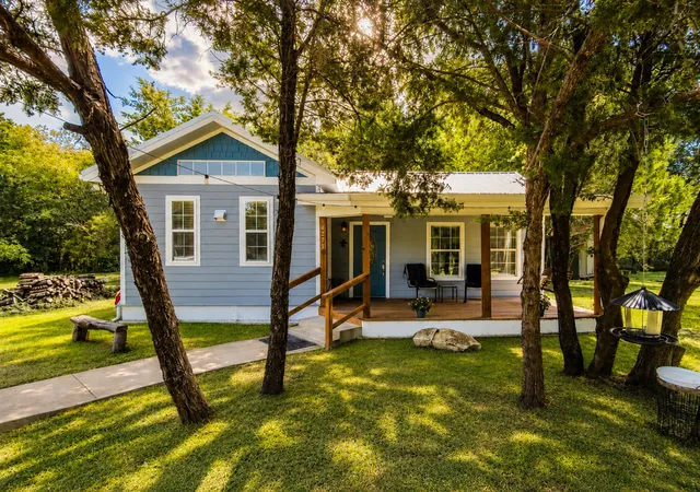 Photo 2 of Single family home for sale at 14275 Gholson Rd, Waco, TX 76705 | MLS# 21313954 | Listing updated on 2026-09-14