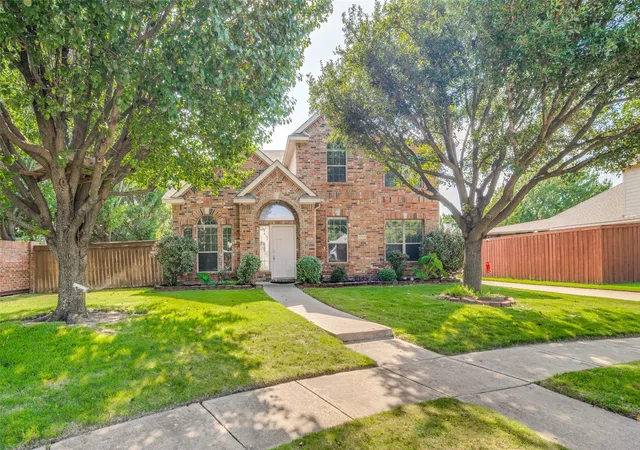 Photo 1 of Sale Pending at 1516 Cedar Grove Ct, Allen, TX 75002 | MLS# 21303122 | Listing updated on 2026-08-31