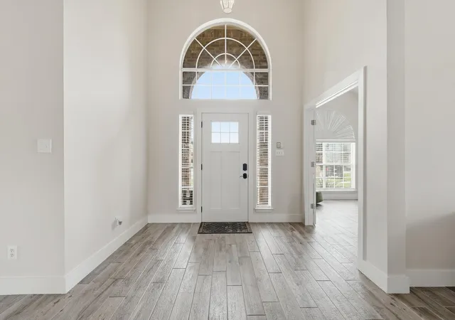 Photo 2 of Sale Pending at 8505 Lakota Trl, Frisco, TX 75033 | MLS# 21314503 | Listing updated on 2026-08-01