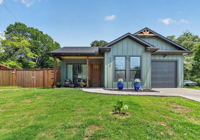 Photo 4 of Single family home for sale at 3210 Carpenter Ave, Dallas, TX 75215 | MLS# 21314596 | Listing updated on 2026-09-15