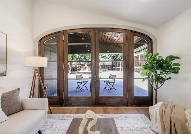Photo 2 of Single family home for sale at 9800 North County, Frisco, TX 75033 | MLS# 21313815 | Listing updated on 2026-09-10
