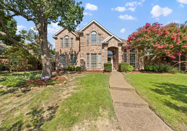 Photo 2 of Single family home for sale at 751 Yellowstone Dr, Allen, TX 75002 | MLS# 21311128 | Listing updated on 2026-09-08