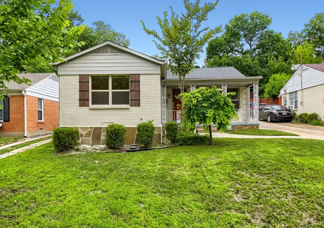 Photo 3 of Single family home for sale at 6915 E Grand Ave, Dallas, TX 75223 | MLS# 21302251 | Listing updated on 2026-09-15