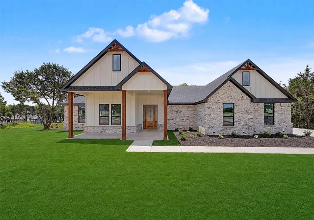 Photo 1 of Single family home for sale at 7804 Kenleigh Ln, Rio Vista, TX 76093 | MLS# 21314892 | Listing updated on 2026-09-12