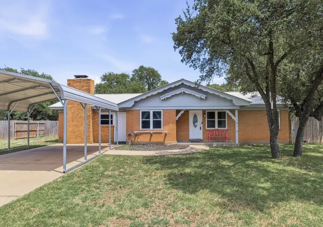Photo 1 of Single family home for sale at 1608 Campa Dr, Brownwood, TX 76801 | MLS# 21314898 | Listing updated on 2026-10-06