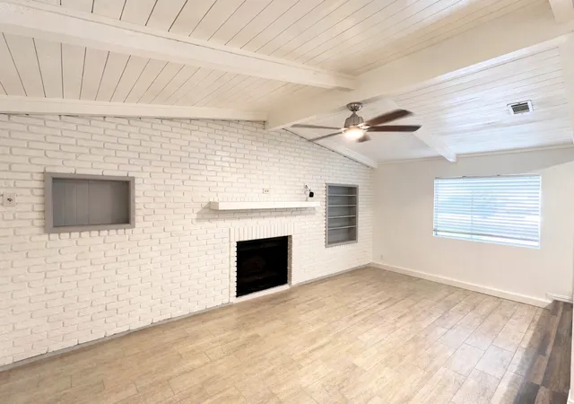 Photo 4 of Single family home for sale at 1414 N Binkley Ave, Sherman, TX 75092 | MLS# 21314918 | Listing updated on 2026-10-01