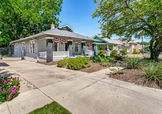 Photo 3 of Single family home for sale at 2004 Fairmount Ave, Fort Worth, TX 76110 | MLS# 21314241 | Listing updated on 2026-10-06