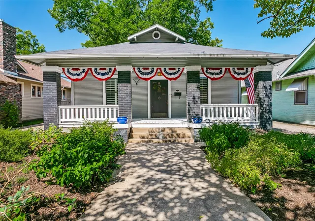Photo 1 of Single family home for sale at 2004 Fairmount Ave, Fort Worth, TX 76110 | MLS# 21314241 | Listing updated on 2026-10-06