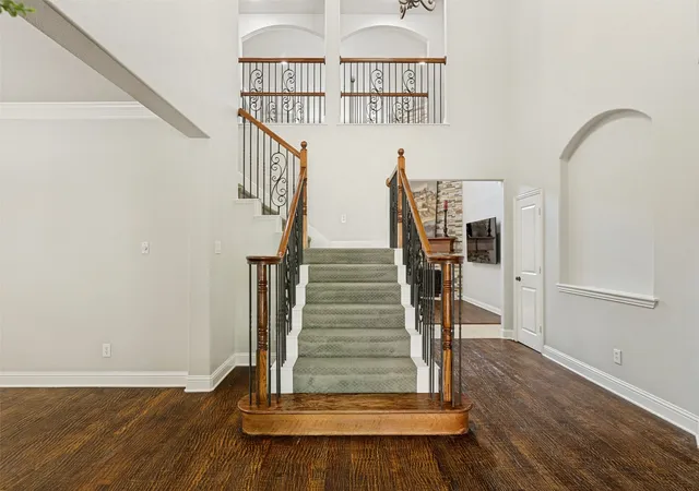 Photo 4 of Single family home for sale at 10325 Fire Ridge Dr, Frisco, TX 75033 | MLS# 21302144 | Listing updated on 2026-09-13