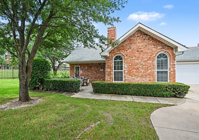 Photo 1 of Condo for sale at 6123 Welden Ct, Fort Worth, TX 76132 | MLS# 21311278 | Listing updated on 2026-09-12