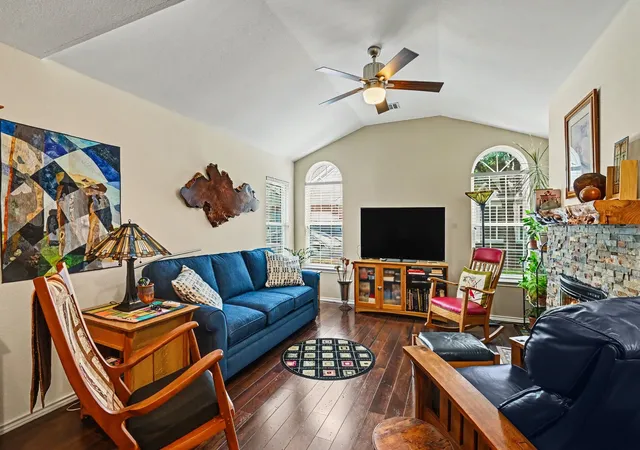 Photo 3 of Condo for sale at 6123 Welden Ct, Fort Worth, TX 76132 | MLS# 21311278 | Listing updated on 2026-09-12
