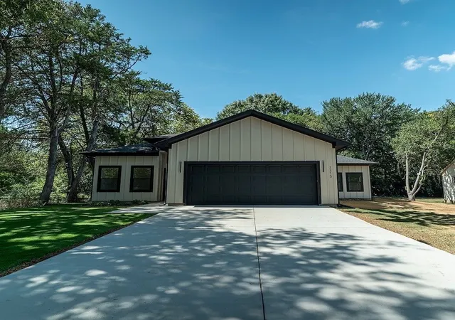 Photo 2 of Sale Pending at 3315 Kyser, Dallas, TX 75216 | MLS# 21315159 | Listing updated on 2026-09-26