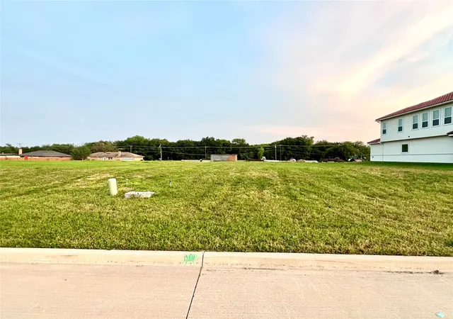 Photo 1 of Land for sale at 200 Osman Dr, Murphy, TX 75094 | MLS# 21315269 | Listing updated on 2026-09-14