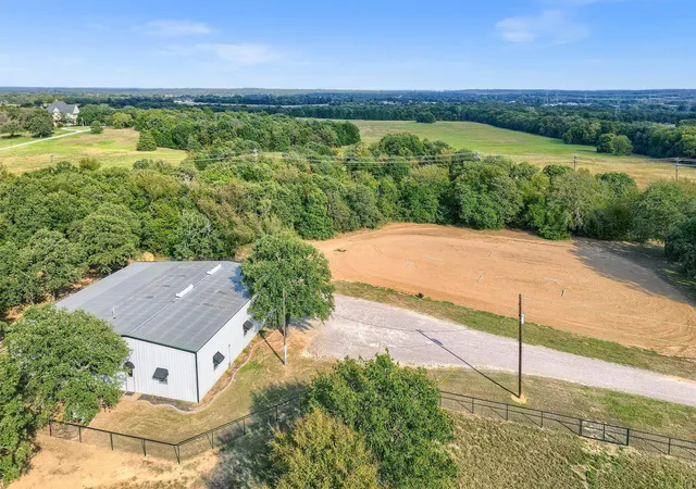 Photo 2 of Land for sale at 1271 Fm 3496, Gainesville, TX 76240 | MLS# 21315143 | Listing updated on 2026-09-15
